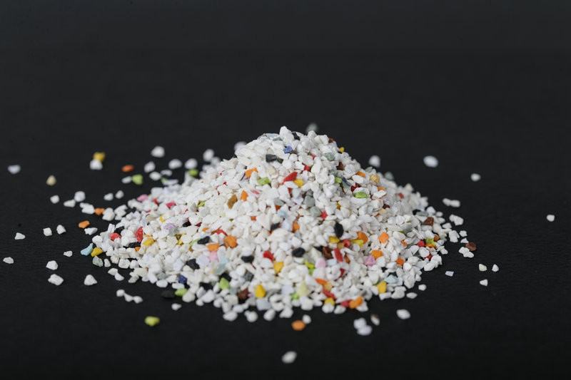 Sabbia rivestita sinterizzata artificiale della resina, brillamento ceramico attivo della perla